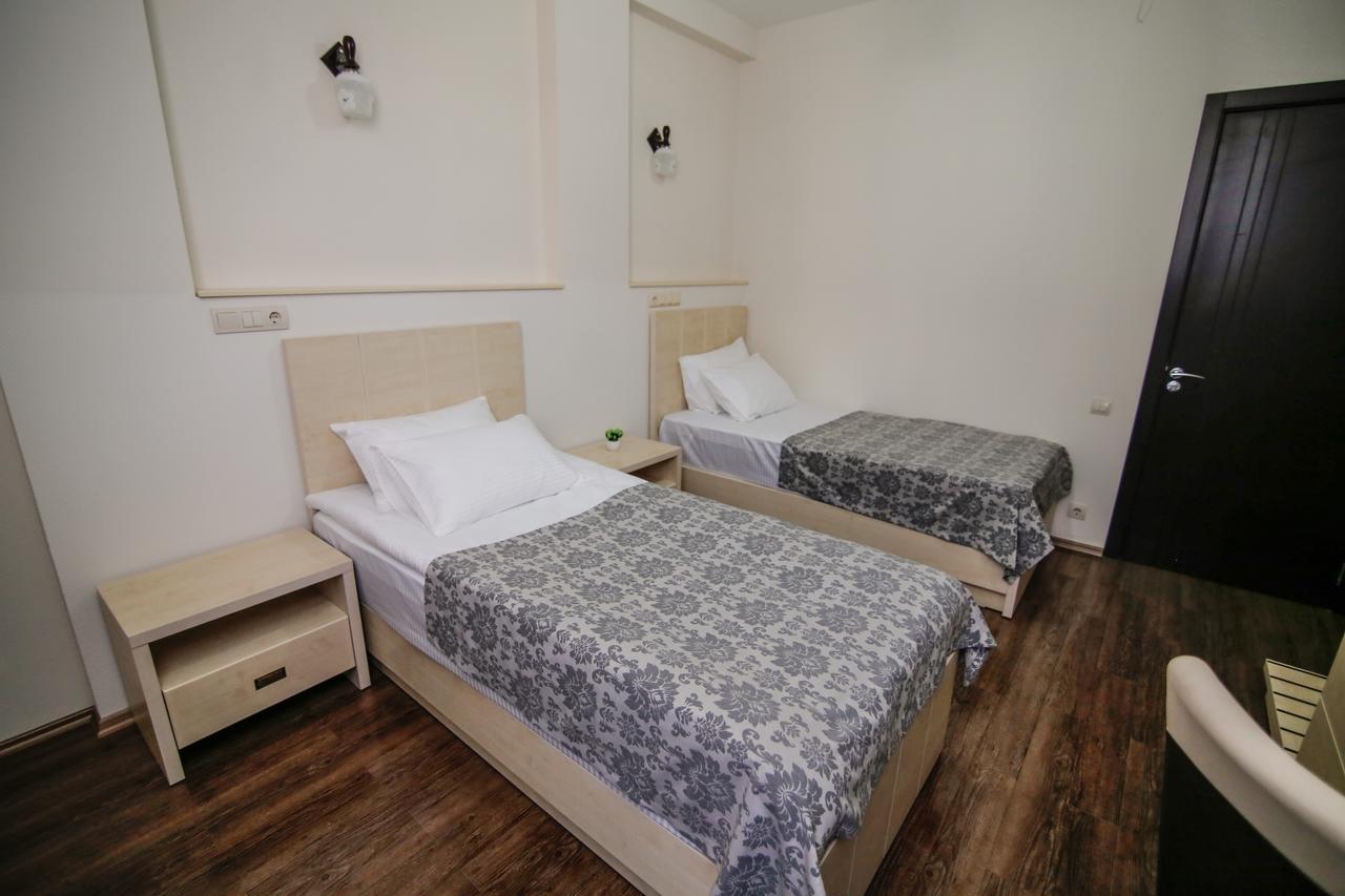 Hills Hotel Tbiliszi Kültér fotó