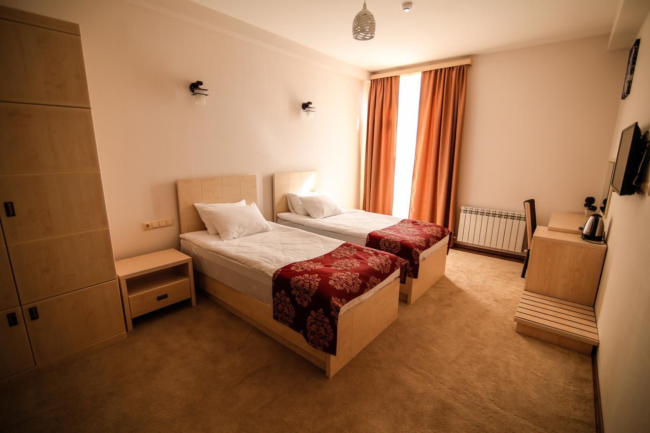 Hills Hotel Tbiliszi Kültér fotó